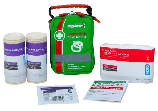 Snake Bite First Aid Kit. This compact kit is perfect for Emergency Rescue situations, the softpack bag can be attached to a belt. ISO 13485